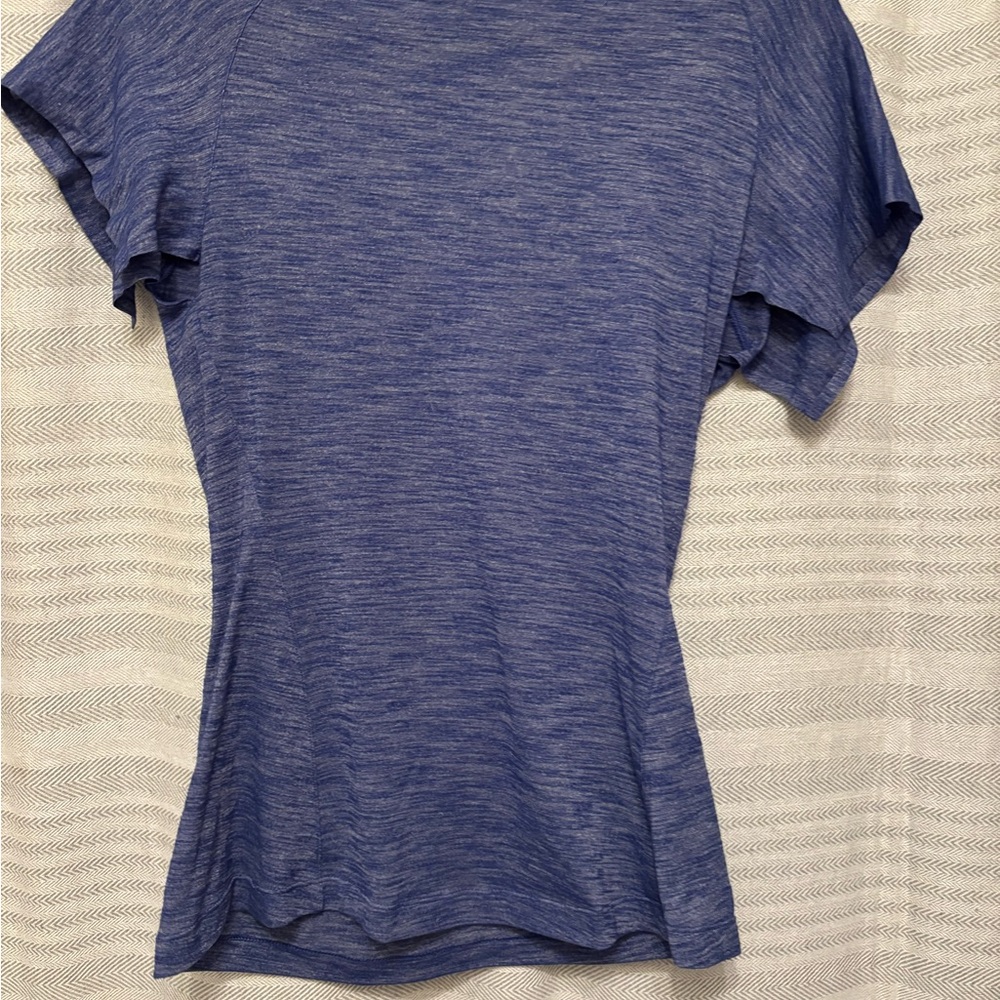 lululemon athletica Heathered Blue Short Sleeve Tee